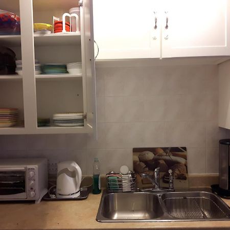 Three Bedroom Holiday Apartment Longueuil Luaran gambar