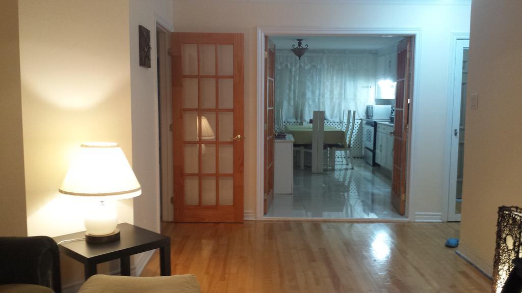 Three Bedroom Holiday Apartment Longueuil Luaran gambar
