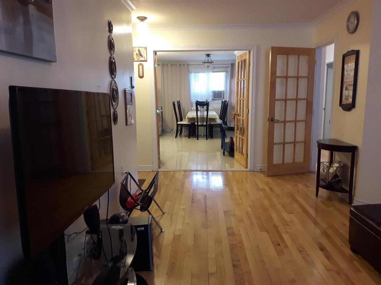 Three Bedroom Holiday Apartment Longueuil Luaran gambar