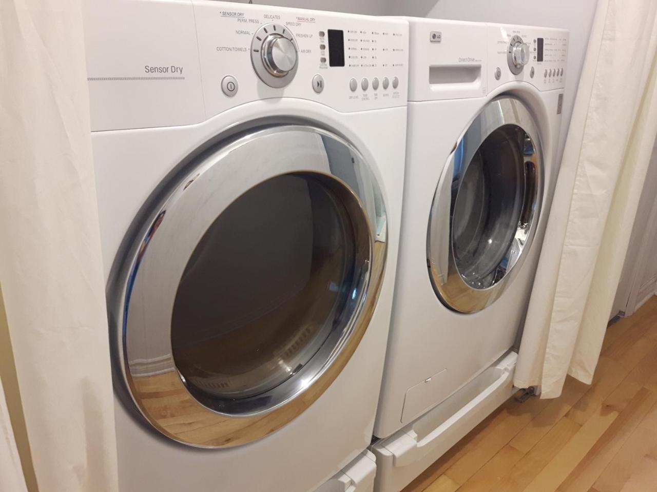 Three Bedroom Holiday Apartment Longueuil Luaran gambar