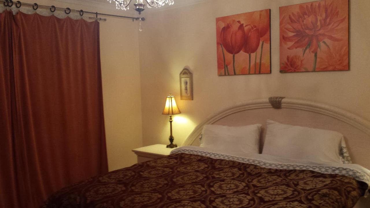 Three Bedroom Holiday Apartment Longueuil Luaran gambar