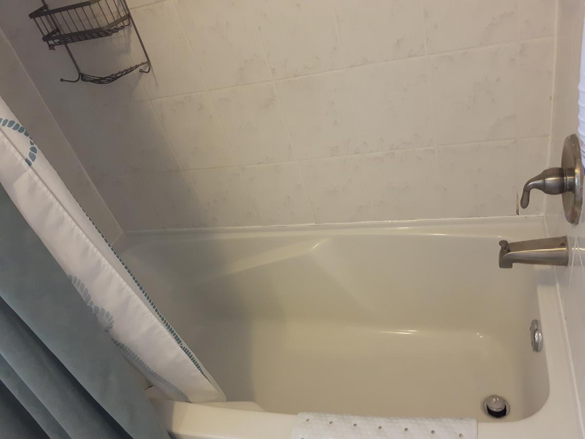 Three Bedroom Holiday Apartment Longueuil Luaran gambar