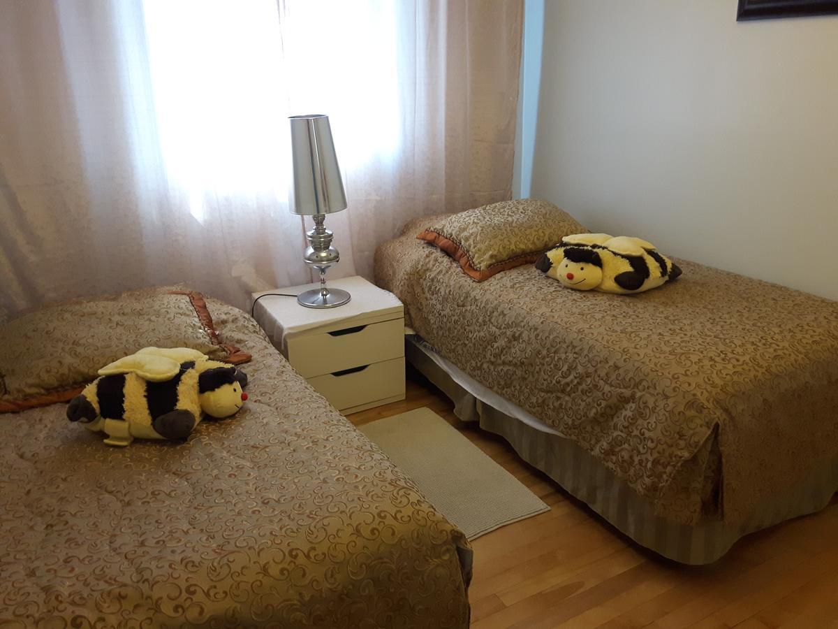Three Bedroom Holiday Apartment Longueuil Luaran gambar