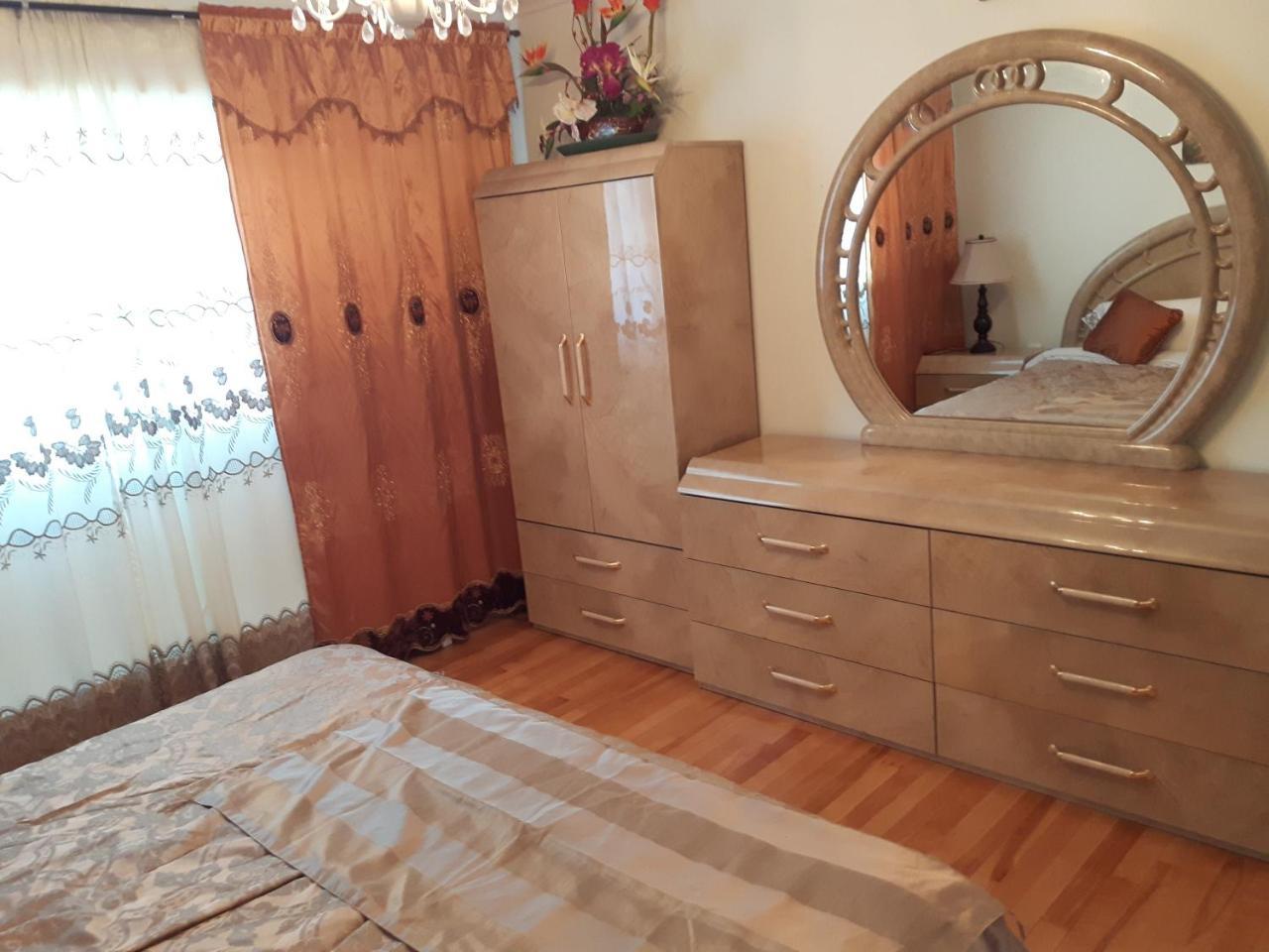 Three Bedroom Holiday Apartment Longueuil Luaran gambar